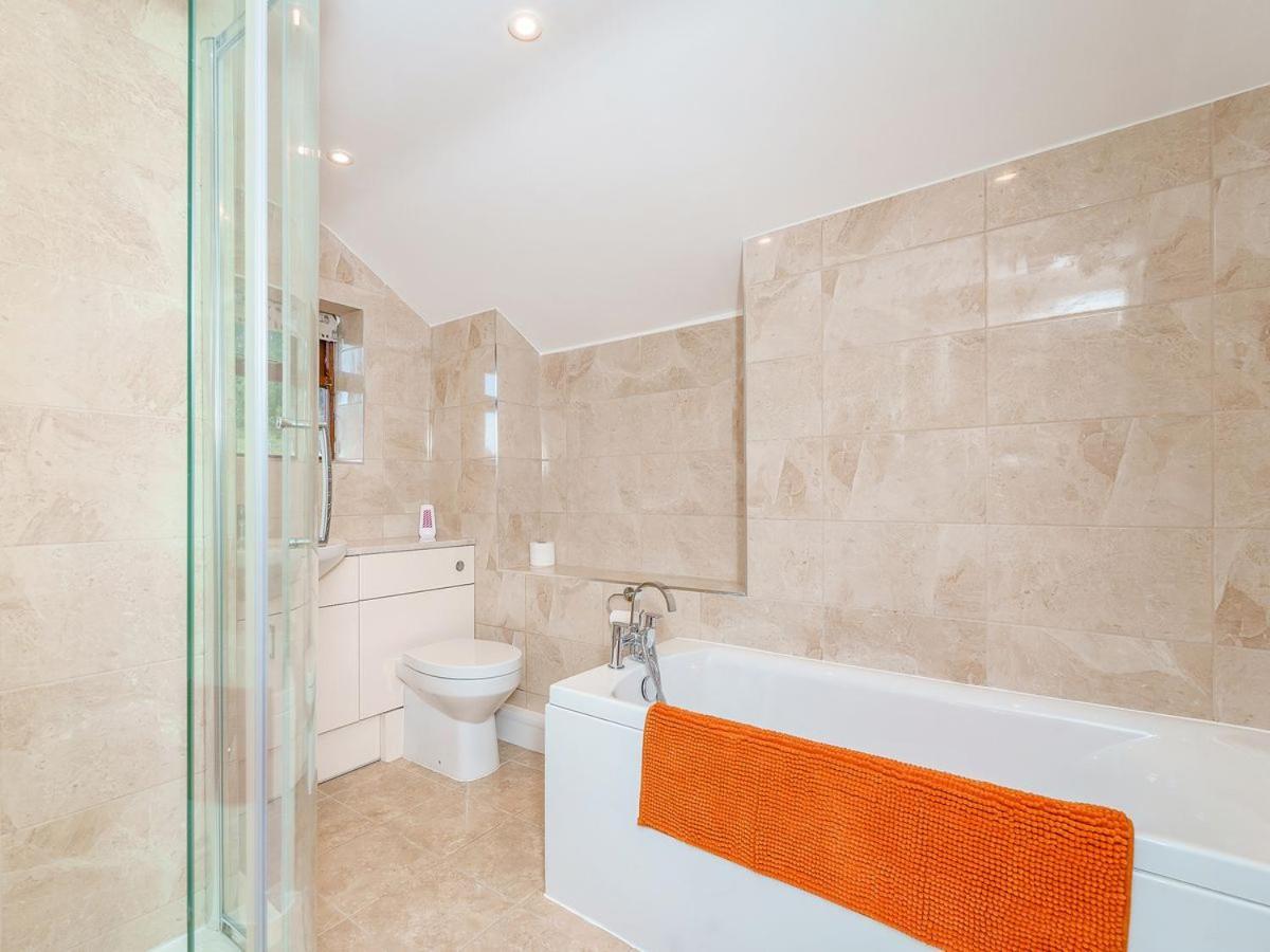 Rhiew Banc Villa Aberhafesp Bagian luar foto